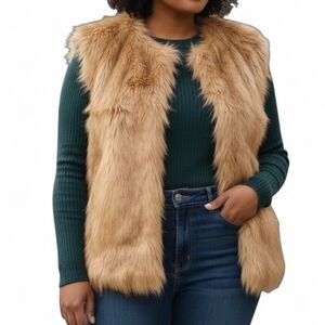 DB VINTAGE "HOST PICK"  FAUX FUR VEST